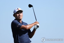 파울러, 더CJ컵 3라운드 선두…10타 줄인 매킬로이와 우승 경쟁