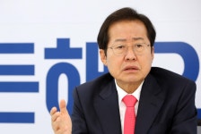 [인터뷰] 홍준표 도덕성 대선돼야 정권교체…尹, 후보되면 못 이겨