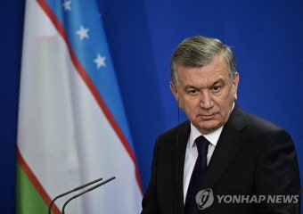 중앙아 우즈벡 대선 실시…미르지요예프 현 대통령 재선 유력