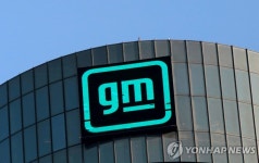 GM, 반도체 부족에 3분기 이익 40%↓…4년내로 테슬라 잡는다