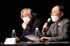 피아니스트 백건우 아내 방치 의혹 기자회견