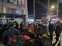 [르포] 비 와도 꼭 나와주세요…건설 인력시장 귀한몸 된 이주노동자