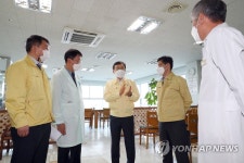 권덕철 장관, 요양병원 및 요양시설 현장방문