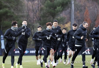 축구 대표팀 ‘달린다’