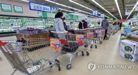 김장용 절임배추 구매 인파