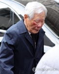 전두환 전 대통령 자택 찾은 이양우 변호사