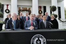 텍사스, 삼성전자 대규모 인센티브 약속에 퍼주기 논란도