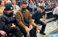 LA 방문한 BTS 취미생활…놀이공원 가고 농구 경기 관람