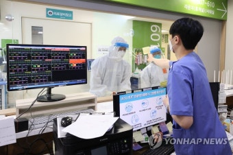 분주한 거점전담병원 음압병동