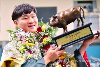 위더스제약 민속씨름 문경왕중왕전 금강장사에 김기수