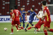 '박항서호' 베트남, 스즈키컵 4강 1차전서 태국에 0-2 완패
