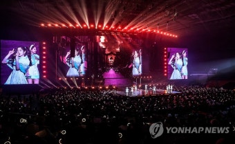 트와이스, THIS IS FOR로 새로운 월드투어 개최 유령열전