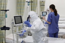 장비 점검하는 혜민병원 의료진