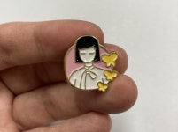 하길중 학생들이 제작한 위안부 피해자 지원 배지