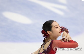 언니들과의 대결에서도 당당한 신지아