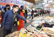 이억원 차관, 물가 현장방문