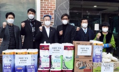 행안부, 왕촌어버이의집에 위문품 전달