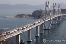 거가대교 국도로 승격시켜 국가 관리·통행료 인하