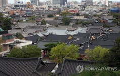 책 읽는 도시 전주, 한옥마을에 한옥도서관·헌책도서관 조성