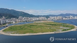 마산해양신도시에 축구장 15개 크기 꽃밭 조성…4월 말 개방
