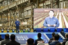 군산조선소 재가동 선언하는 한영석 현대중공업 대표이사