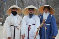 전통 멜로디 앞세운 윤석철트리오 유럽과 다른 색 내고 싶었죠