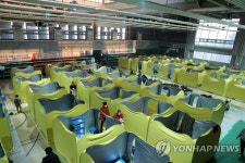 [동해안 산불] 대피소 머물던 울진 이재민 8명 확진
