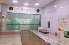 코로나19로 화장장 부족…장례 치르고 다시 영안실 안치도
