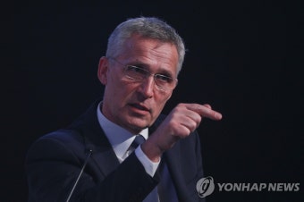 [우크라 침공] 나토 사무총장도 