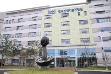 한국산업기술시험원에 지역 상생형 실버카페 K-사랑채 눈길