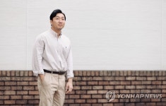 한불 합작 음악극 페드르 공연 앞둔 피아니스트 안종도