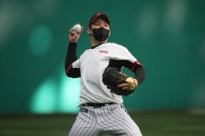 baseball-player