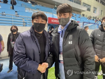 수원FC, 김은중 감독과 2026년까지 재계약 명확화하여 팬들 안도感↑
