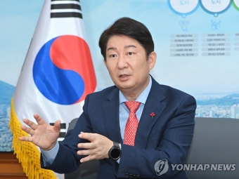 권영진 대구시장 불출마 선언…3선 도전 포기