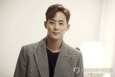 이충주, 배우의 눈빛