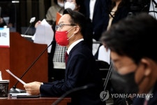 발언하는 조해진 의원
