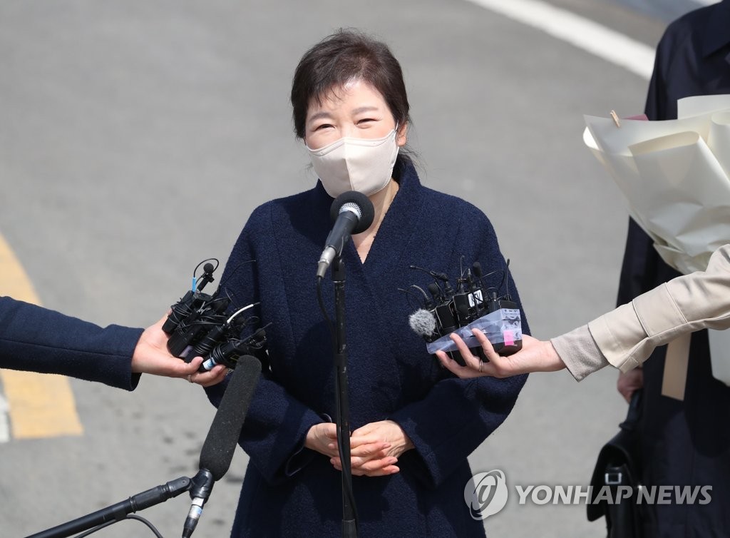 박근혜 전 대통령과의 예방, 김문수 후보 선거 승리를 위해 협력 호소