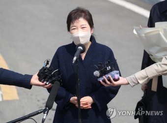 박근혜 전 대통령과의 예방, 김문수 후보 선거 승리를 위해 협력 호소
