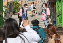거리두기 해제따라 교육부 학교 방역 지침 발표 예정