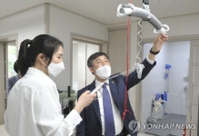 양성일 차관, 대구 남구청 장애인자립주택 방문