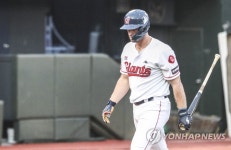 피터스 삼진 아쉽네!