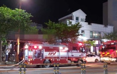 강릉 호프집서 불…손님 4명 연기 마셔 병원 이송