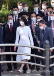 경로당 나서는 김건희 여사