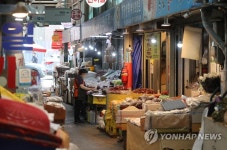 당정, 소상공인ㆍ자영업자 370만명에 600만원+α 지원 합의