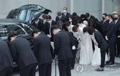 아워홈아주대학교병원장례식장점 | 구자학 아워홈 회장 영면…유족 "'사업보국' 신념 따르겠다"(종합)
