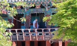 하안거 결제법회…범종 타종