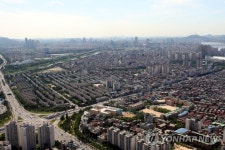 [특징주] 부동산 정책 기대감에 건설주 강세