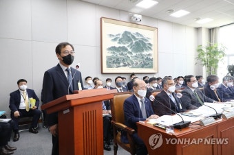 성비위 논란 사과하는 윤재순 총무비서관