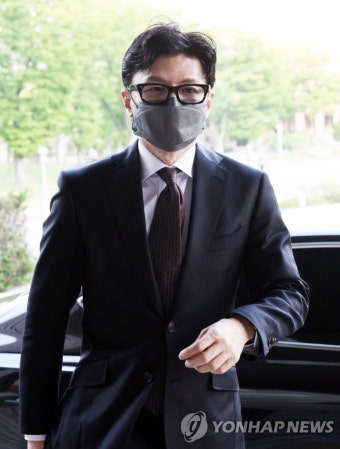 한동훈 법무부 장관, 정부과천청사 도착