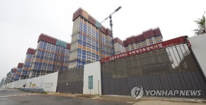 타워크레인 철수로 이어진 둔촌주공 재건축 갈등